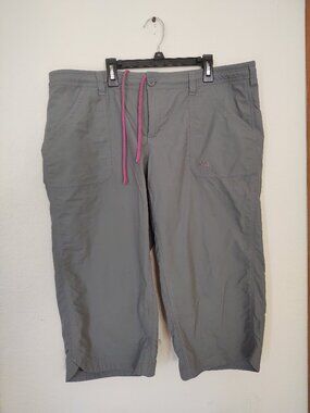 WOMENS NORTH FACE SIZE 16 CARGO STYLE CAPRI PANTS STOW POCKET HIKING ACTIVE WEAR